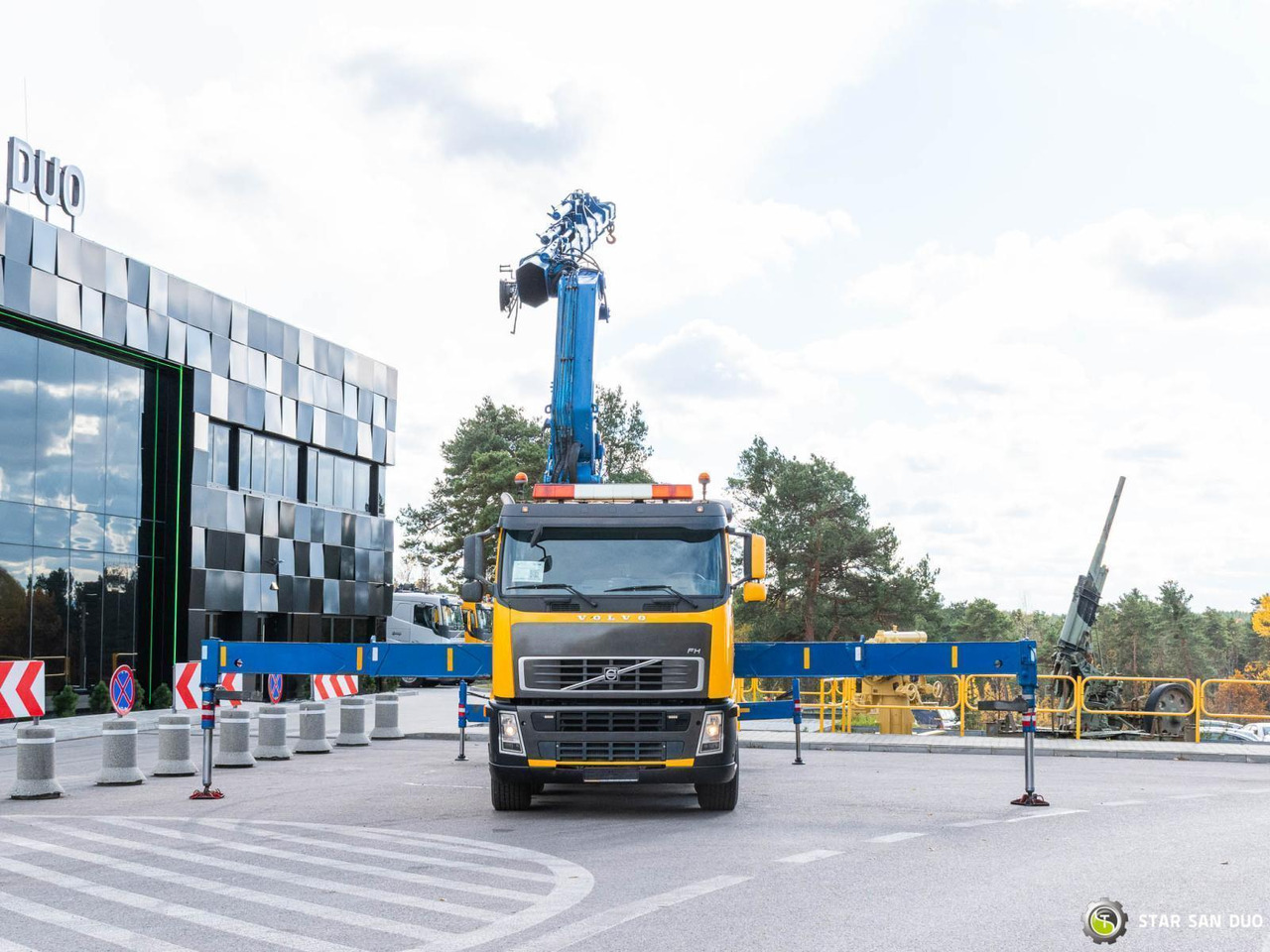 - Вантажівка з маніпулятором: фото 3 - Вантажівка з маніпулятором: фото 3