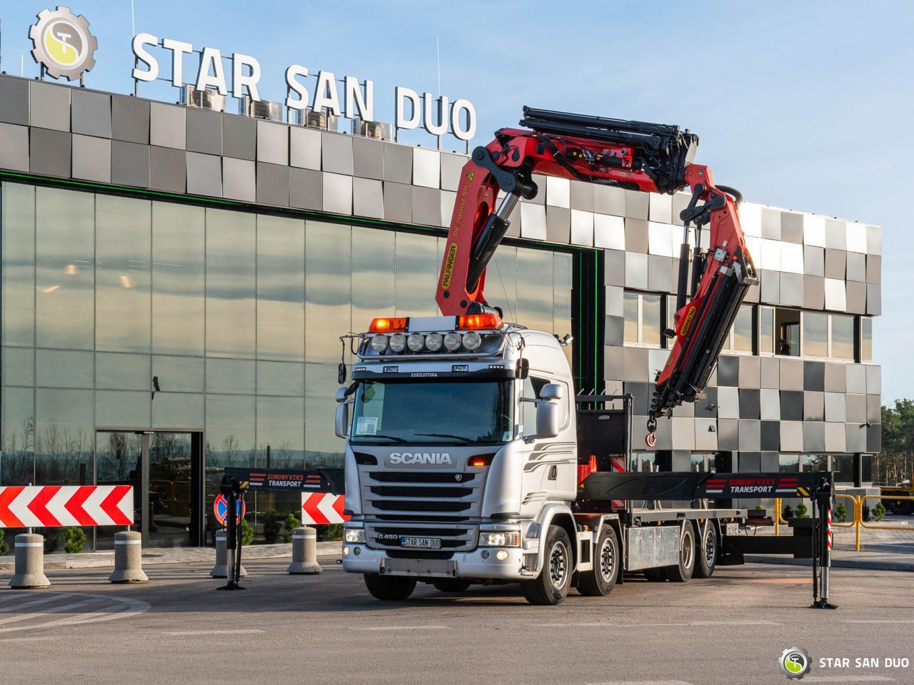 Вантажівка з маніпулятором : фото 6