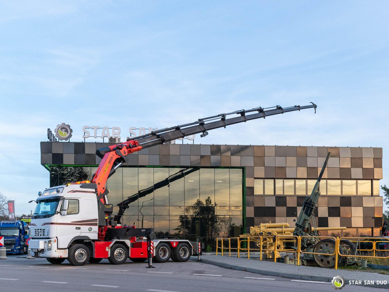 - Вантажівка з маніпулятором: фото 4 - Вантажівка з маніпулятором: фото 4