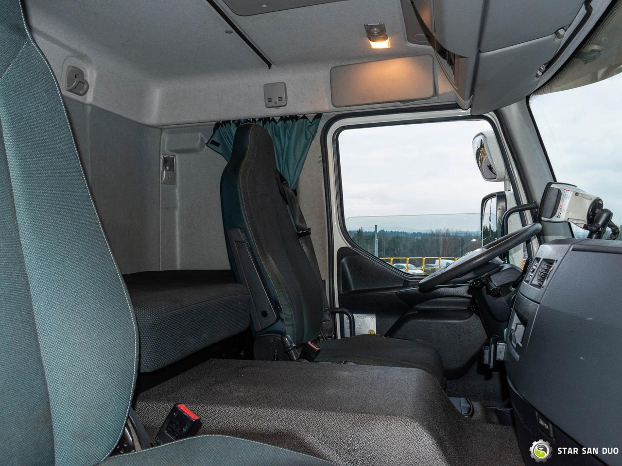 Вантажівка з маніпулятором : фото 12 Вантажівка з маніпулятором : фото 12