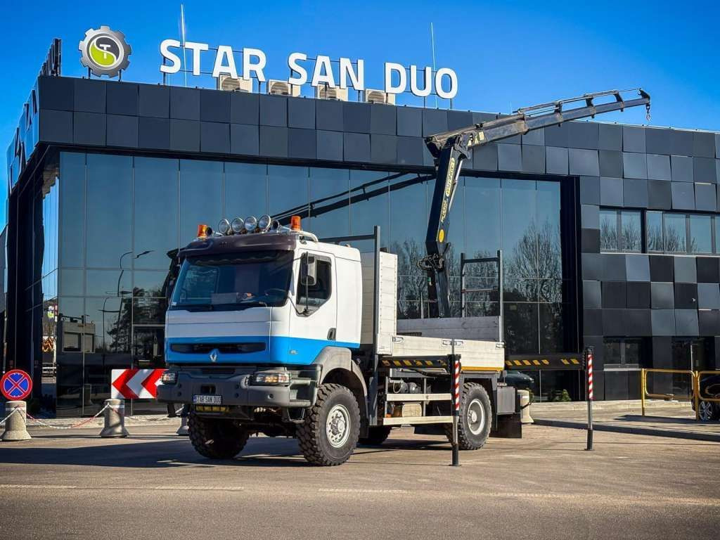Renault KERAX 270 4x4 PALFINGER PK 16502 CRANE WINCH - Вантажівка з маніпулятором, Бортова вантажівка/ Платформа: фото 1 Renault KERAX 270 4x4 PALFINGER PK 16502 CRANE WINCH - Вантажівка з маніпулятором, Бортова вантажівка/ Платформа: фото 1