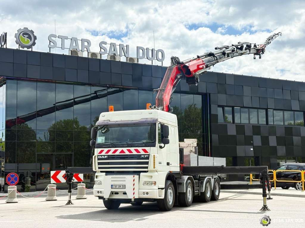 DAF XF 105.510 8x4 FASSI F800 XP Crane Fifth wheel - Тягач: фото 1 DAF XF 105.510 8x4 FASSI F800 XP Crane Fifth wheel - Тягач: фото 1