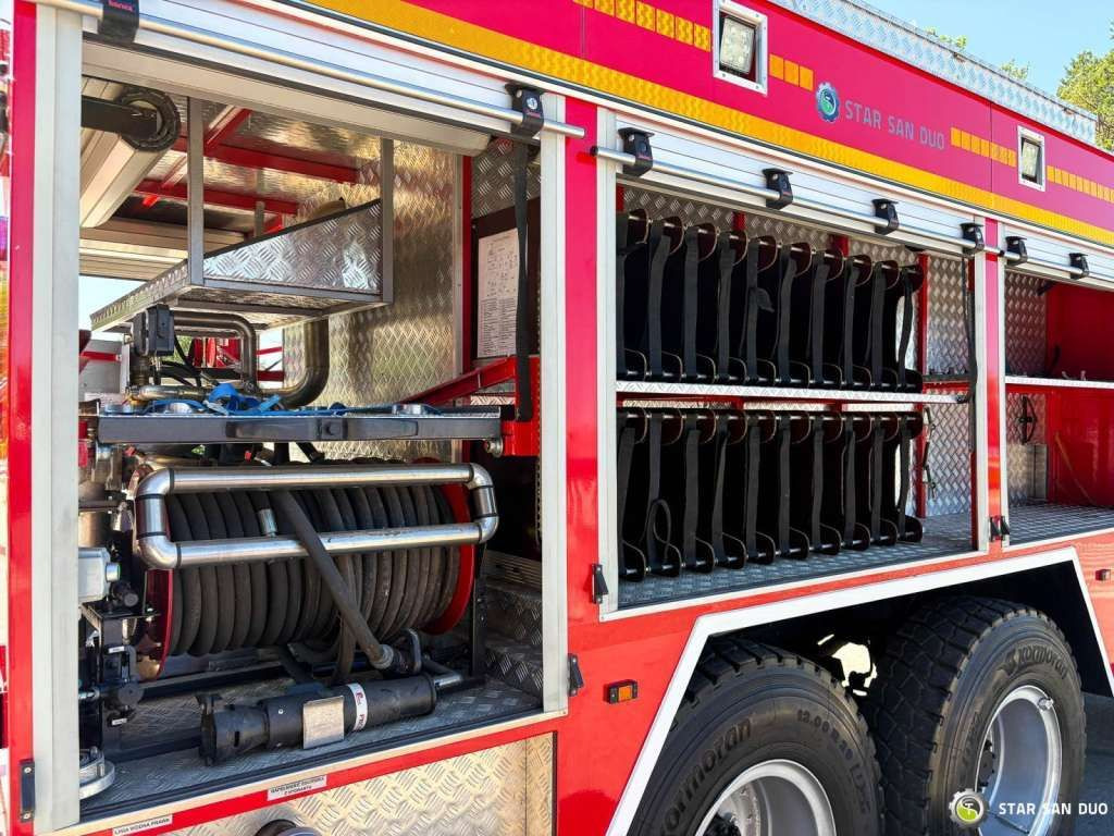 MAN Star 266 MAN 6x6 Fire Truck Feuerwehr в лізинг MAN Star 266 MAN 6x6 Fire Truck Feuerwehr: фото 23