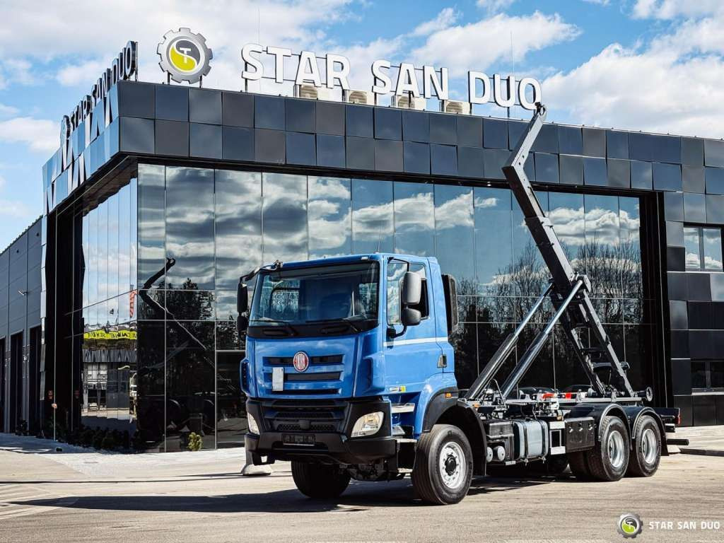 Tatra T158 PHOENIX 6x6 Euro 6 - Вантажівка: фото 1 Tatra T158 PHOENIX 6x6 Euro 6 - Вантажівка: фото 1