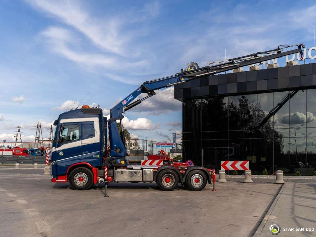Volvo FH 500 6x2 HMF 3220-K5 HDS Crane Euro 6 - Вантажівка з маніпулятором, Тягач: фото 2 Volvo FH 500 6x2 HMF 3220-K5 HDS Crane Euro 6 - Вантажівка з маніпулятором, Тягач: фото 2