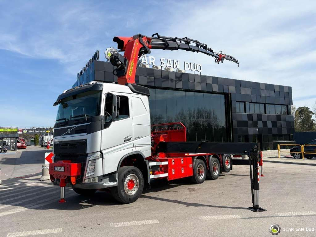 Volvo FH 500 8x4*4 PK65002 Fly JIB Crane 7456 h Winch - Вантажівка з маніпулятором: фото 4 Volvo FH 500 8x4*4 PK65002 Fly JIB Crane 7456 h Winch - Вантажівка з маніпулятором: фото 4
