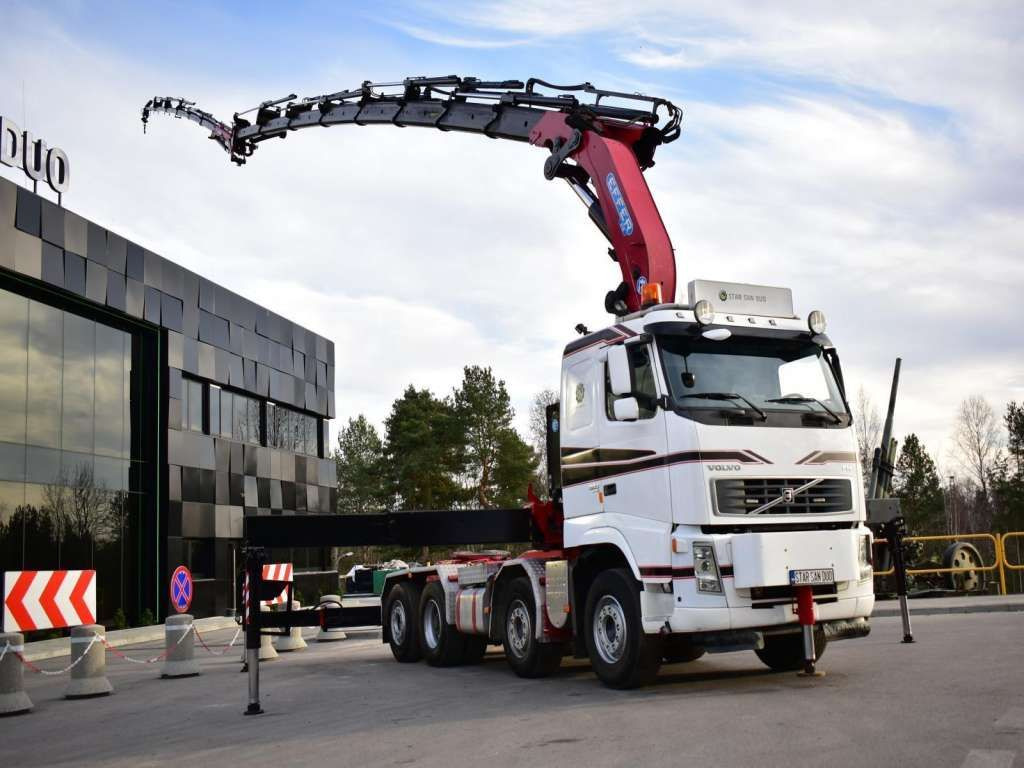 Volvo FH 520 8x2 EFFER 850 Fly Jib Winch 5th - Вантажівка з маніпулятором, Тягач: фото 3 Volvo FH 520 8x2 EFFER 850 Fly Jib Winch 5th - Вантажівка з маніпулятором, Тягач: фото 3