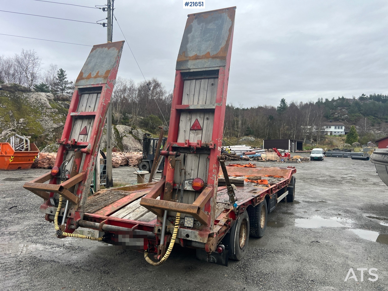 Damm 3 akslet maskinhenger m/ hydrauliske kjørebroer - Автовоз причіп: фото 4 Damm 3 akslet maskinhenger m/ hydrauliske kjørebroer - Автовоз причіп: фото 4