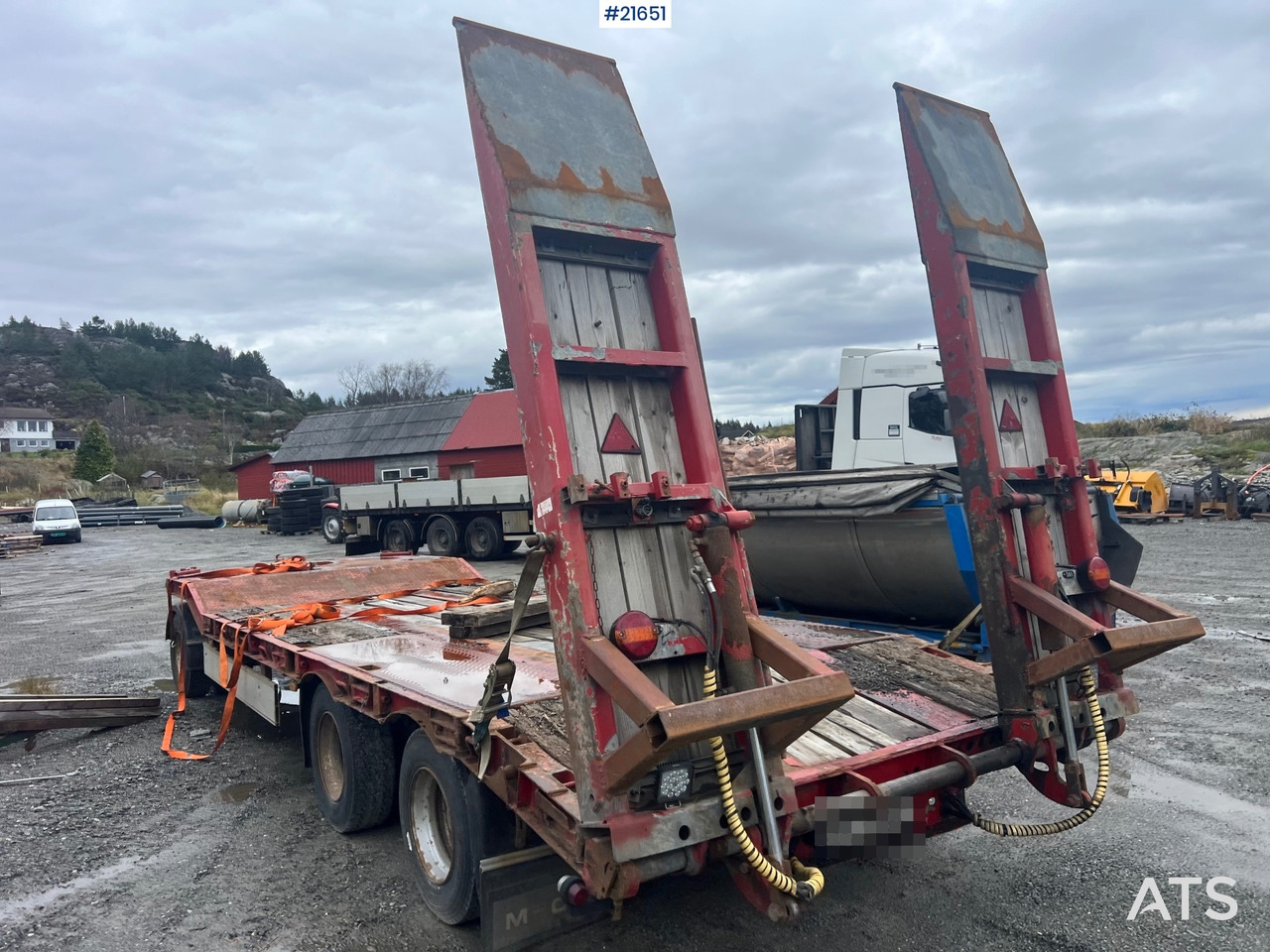 Damm 3 akslet maskinhenger m/ hydrauliske kjørebroer - Автовоз причіп: фото 2 Damm 3 akslet maskinhenger m/ hydrauliske kjørebroer - Автовоз причіп: фото 2