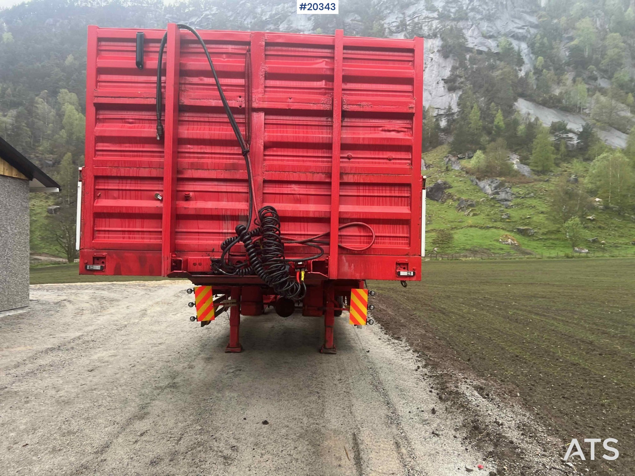 Damm SE-51M 3 akslet Maskinhenger m/ hydrauliske kjørebroer - Низькорамна платформа напівпричіп: фото 4 Damm SE-51M 3 akslet Maskinhenger m/ hydrauliske kjørebroer - Низькорамна платформа напівпричіп: фото 4