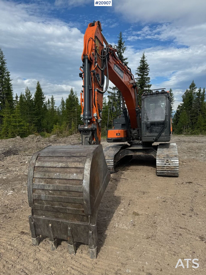 Doosan DX160LC - Гусеничний екскаватор: фото 3 Doosan DX160LC - Гусеничний екскаватор: фото 3