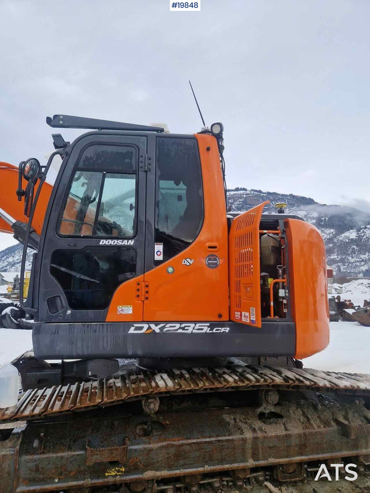 Doosan DX235LC-5 - Екскаватор: фото 2 Doosan DX235LC-5 - Екскаватор: фото 2