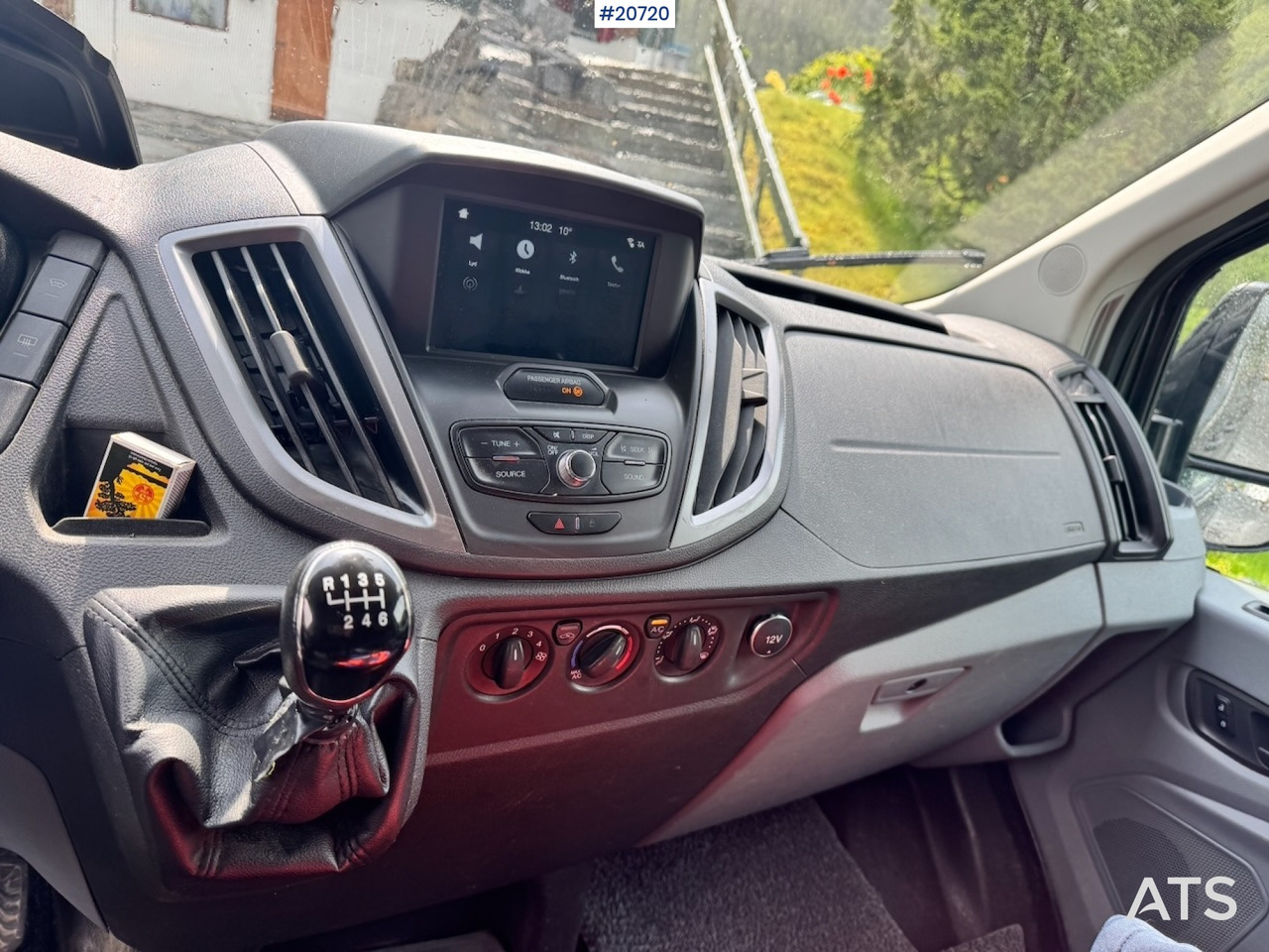 Суцільнометалевий фургон Ford Transit: фото 19