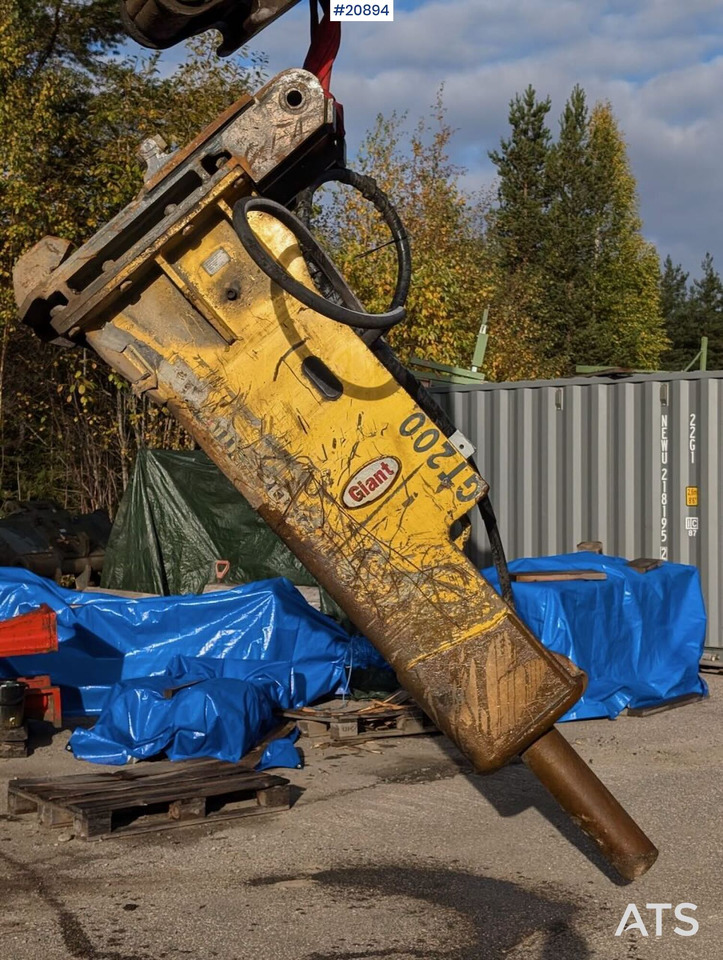 Giant GT200 - Гідравлічний молот в категорії Будівельна техніка: фото 1 Giant GT200 - Гідравлічний молот в категорії Будівельна техніка: фото 1