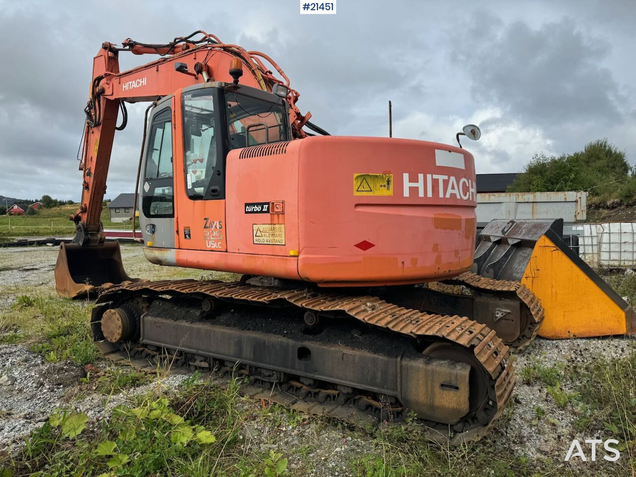 Hitachi ZX225 US - Гусеничний екскаватор: фото 3 Hitachi ZX225 US - Гусеничний екскаватор: фото 3