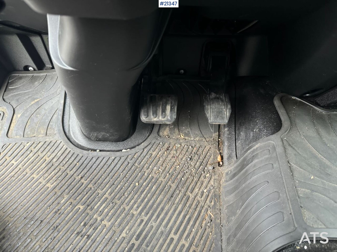 Вантажівка з закритим кузовом Iveco Eurocargo 75-210: фото 28