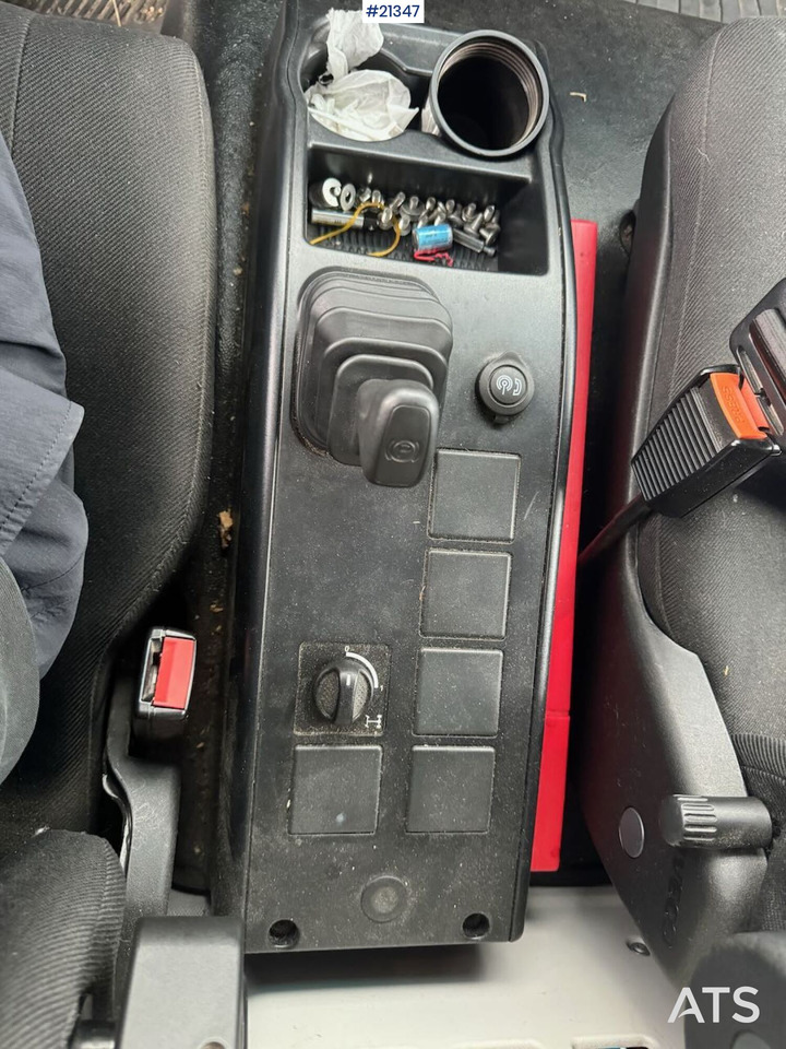 Вантажівка з закритим кузовом Iveco Eurocargo 75-210: фото 27