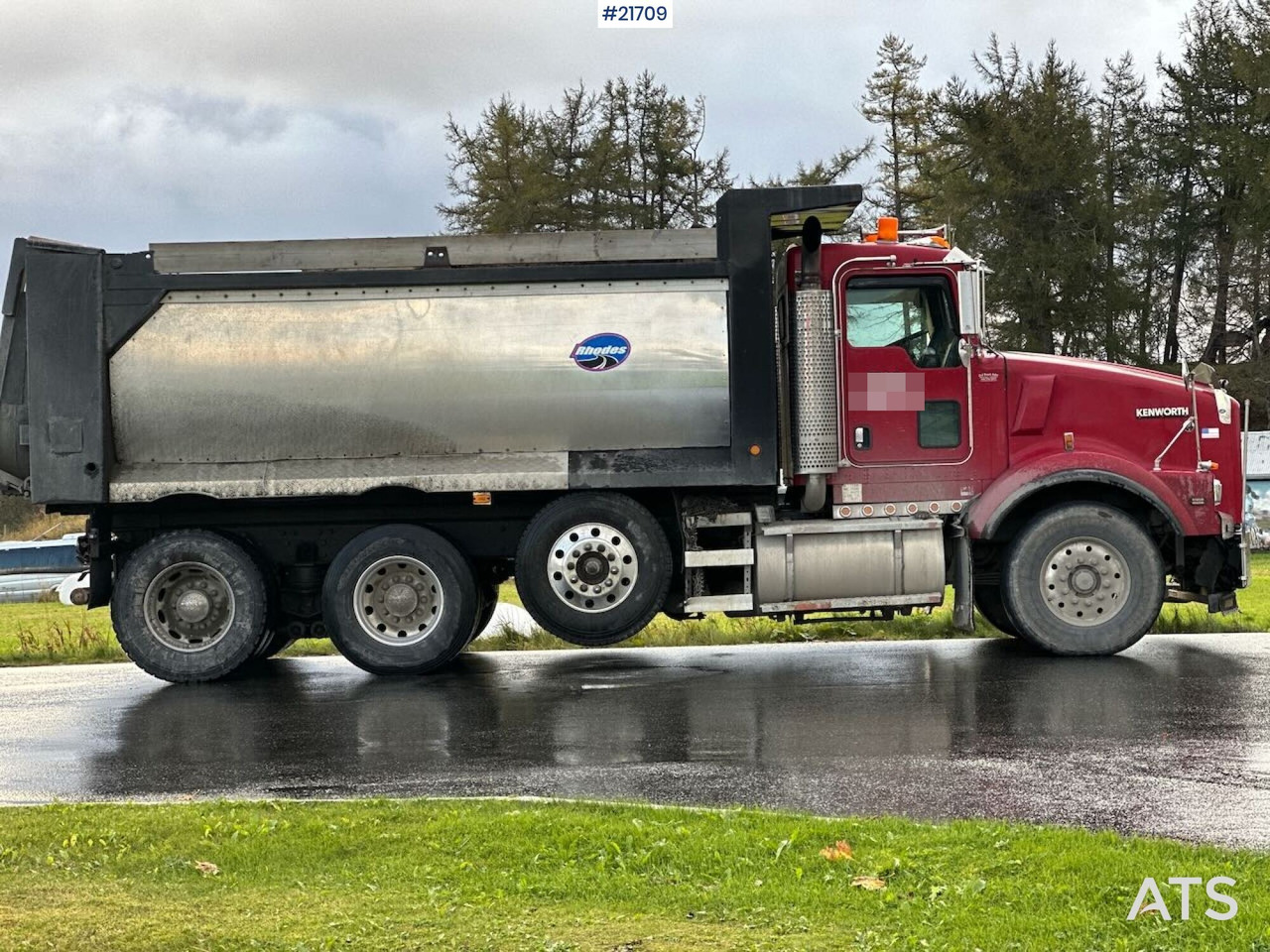 Kenworth 2005 KENWORTH T800 tippbil 8x4 m/ Rhodes påbygg, kompressor, vibrator i kassen. Høy lasteevne! SE VIDEO. - Самоскид вантажівка: фото 2 Kenworth 2005 KENWORTH T800 tippbil 8x4 m/ Rhodes påbygg, kompressor, vibrator i kassen. Høy lasteevne! SE VIDEO. - Самоскид вантажівка: фото 2