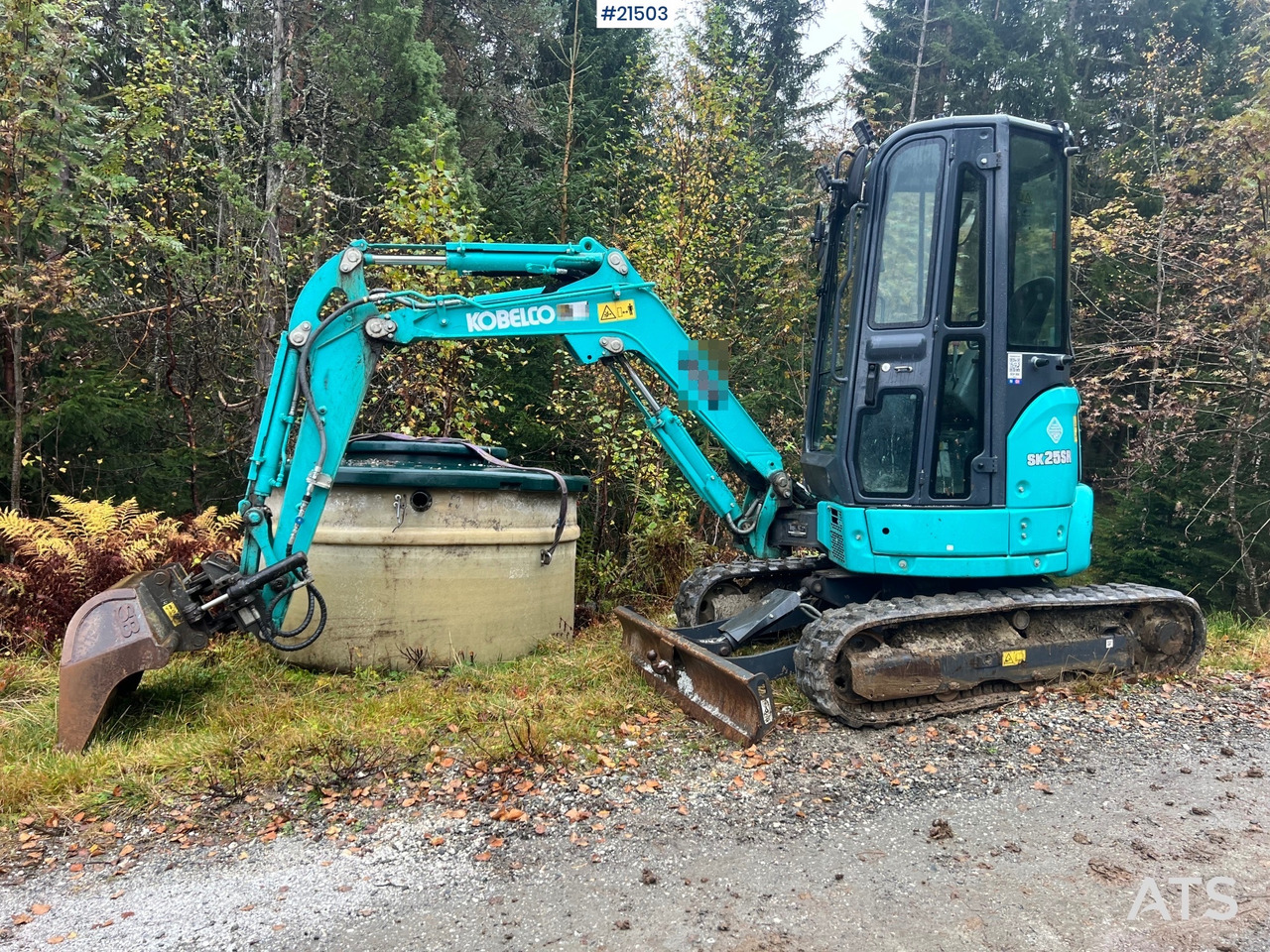 Kobelco Sk25SR-6E Gravemaskin m/ pusseskuffe,graveskuffe og tilt - Міні-екскаватор: фото 5 Kobelco Sk25SR-6E Gravemaskin m/ pusseskuffe,graveskuffe og tilt - Міні-екскаватор: фото 5