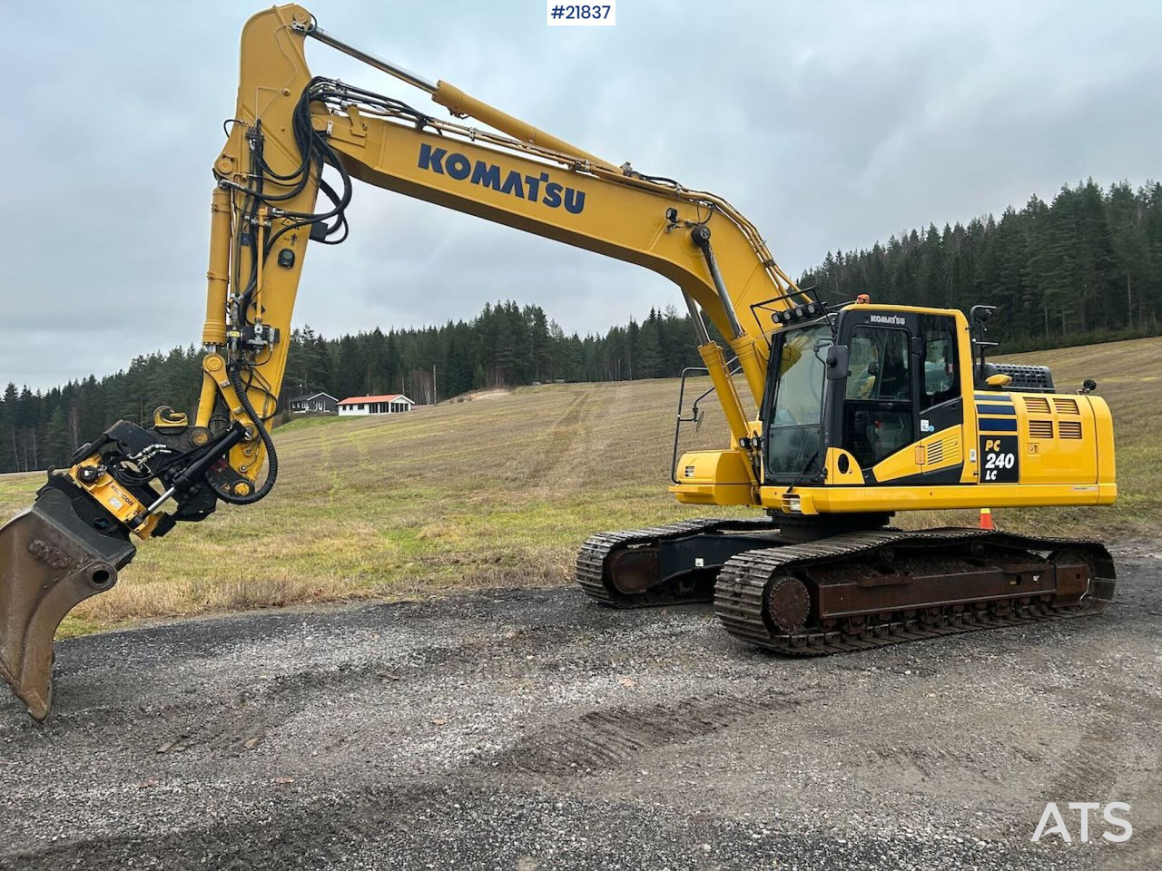 Komatsu PC240LC-11E0 Beltegraver m/ Rotortilt og Pusseskuffe - Гусеничний екскаватор: фото 1 Komatsu PC240LC-11E0 Beltegraver m/ Rotortilt og Pusseskuffe - Гусеничний екскаватор: фото 1