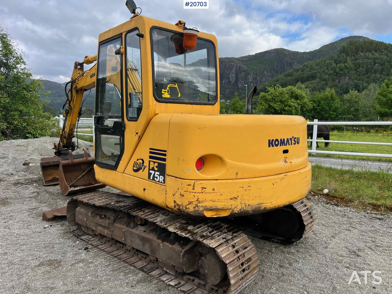 Komatsu PC75 - Екскаватор: фото 2 Komatsu PC75 - Екскаватор: фото 2