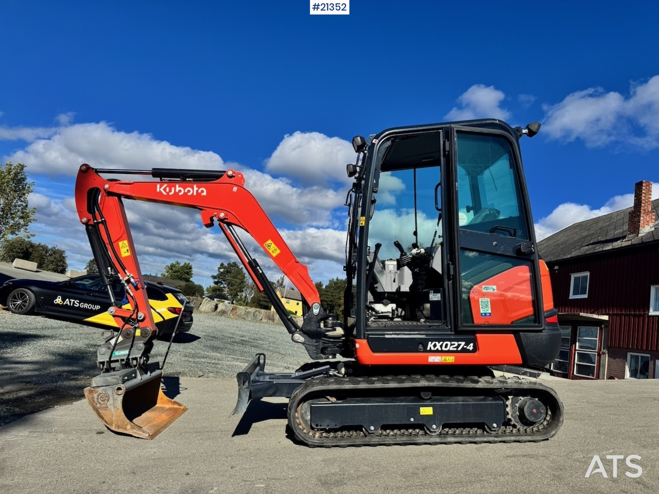 Kubota KX027-4 - Міні-екскаватор: фото 1 Kubota KX027-4 - Міні-екскаватор: фото 1
