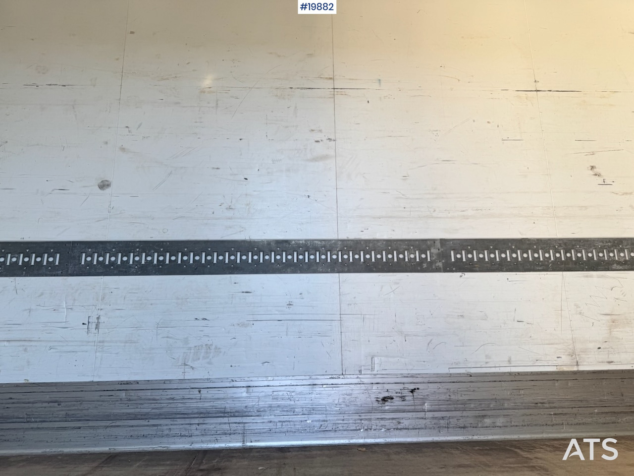 Вантажівка з закритим кузовом MAN TGM 18.290: фото 28 Вантажівка з закритим кузовом MAN TGM 18.290: фото 28