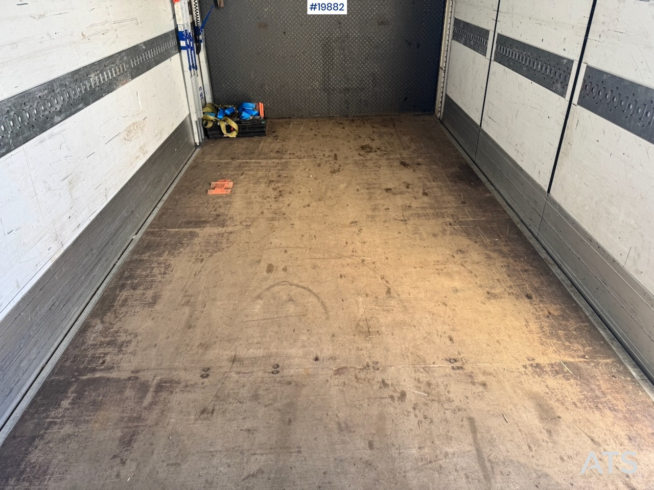 Вантажівка з закритим кузовом MAN TGM 18.290: фото 27 Вантажівка з закритим кузовом MAN TGM 18.290: фото 27