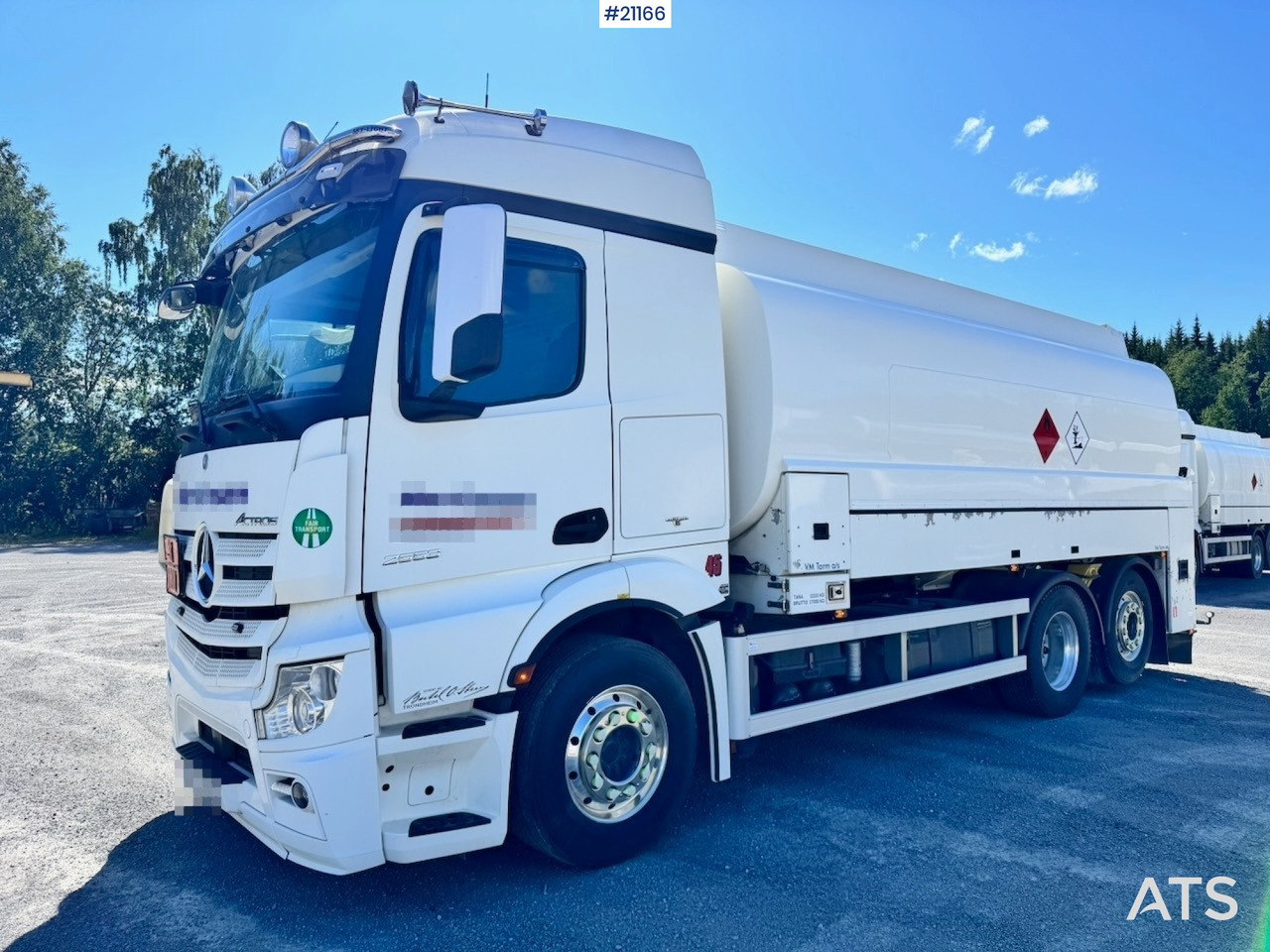 Mercedes Actros 2553 - Вантажівка цистерна: фото 2 Mercedes Actros 2553 - Вантажівка цистерна: фото 2