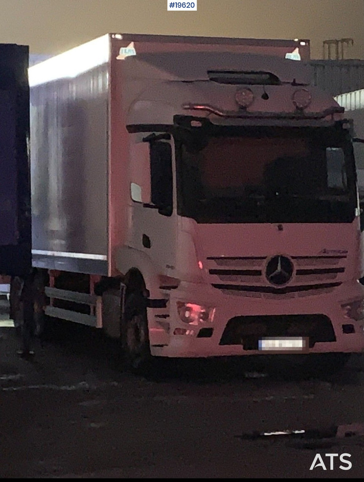 Mercedes Actros - Вантажівка з закритим кузовом: фото 3 Mercedes Actros - Вантажівка з закритим кузовом: фото 3