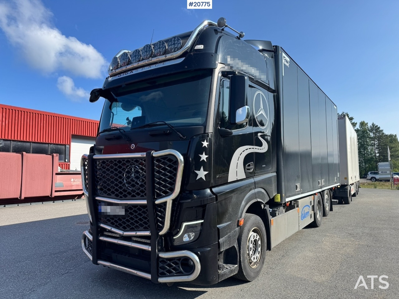 Mercedes Actros - Вантажівка з закритим кузовом: фото 2 Mercedes Actros - Вантажівка з закритим кузовом: фото 2