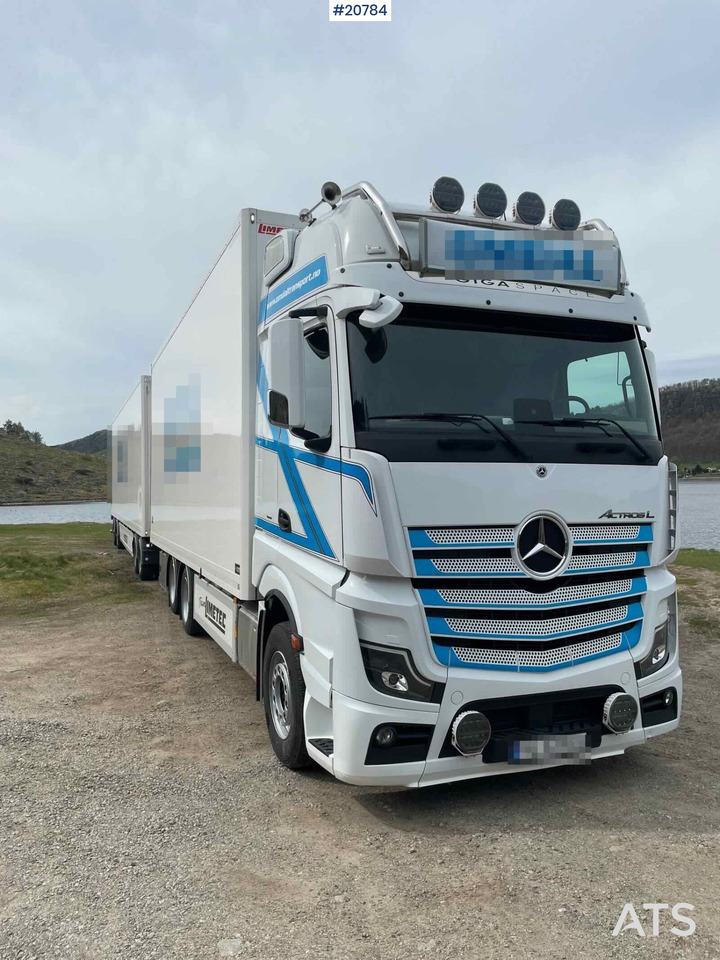 Mercedes Actros - Вантажівка з закритим кузовом: фото 4 Mercedes Actros - Вантажівка з закритим кузовом: фото 4