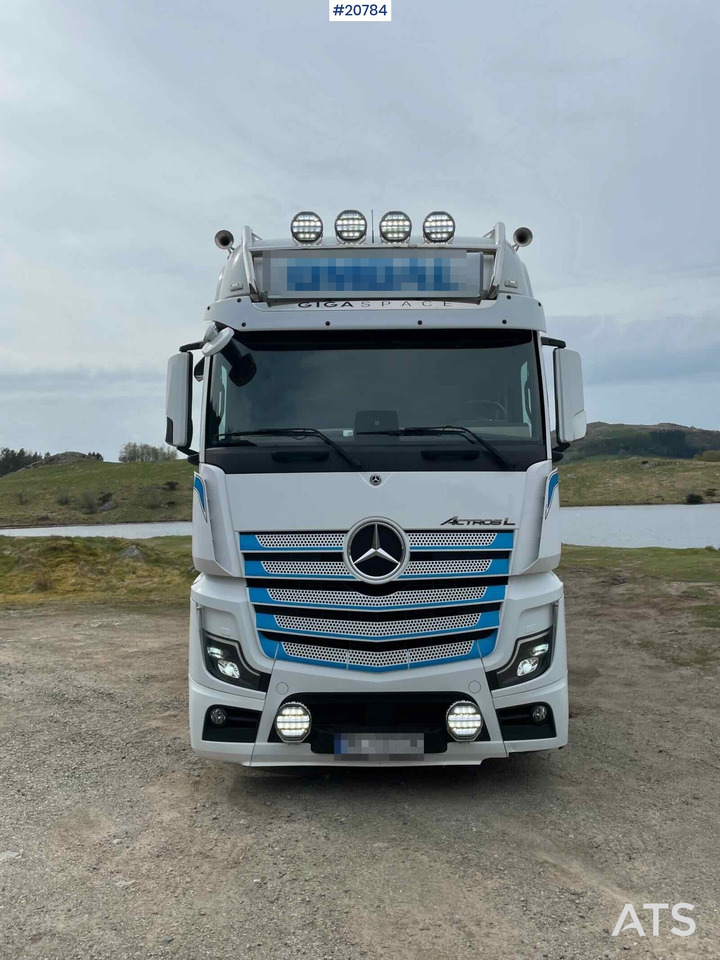 Mercedes Actros - Вантажівка з закритим кузовом: фото 2 Mercedes Actros - Вантажівка з закритим кузовом: фото 2