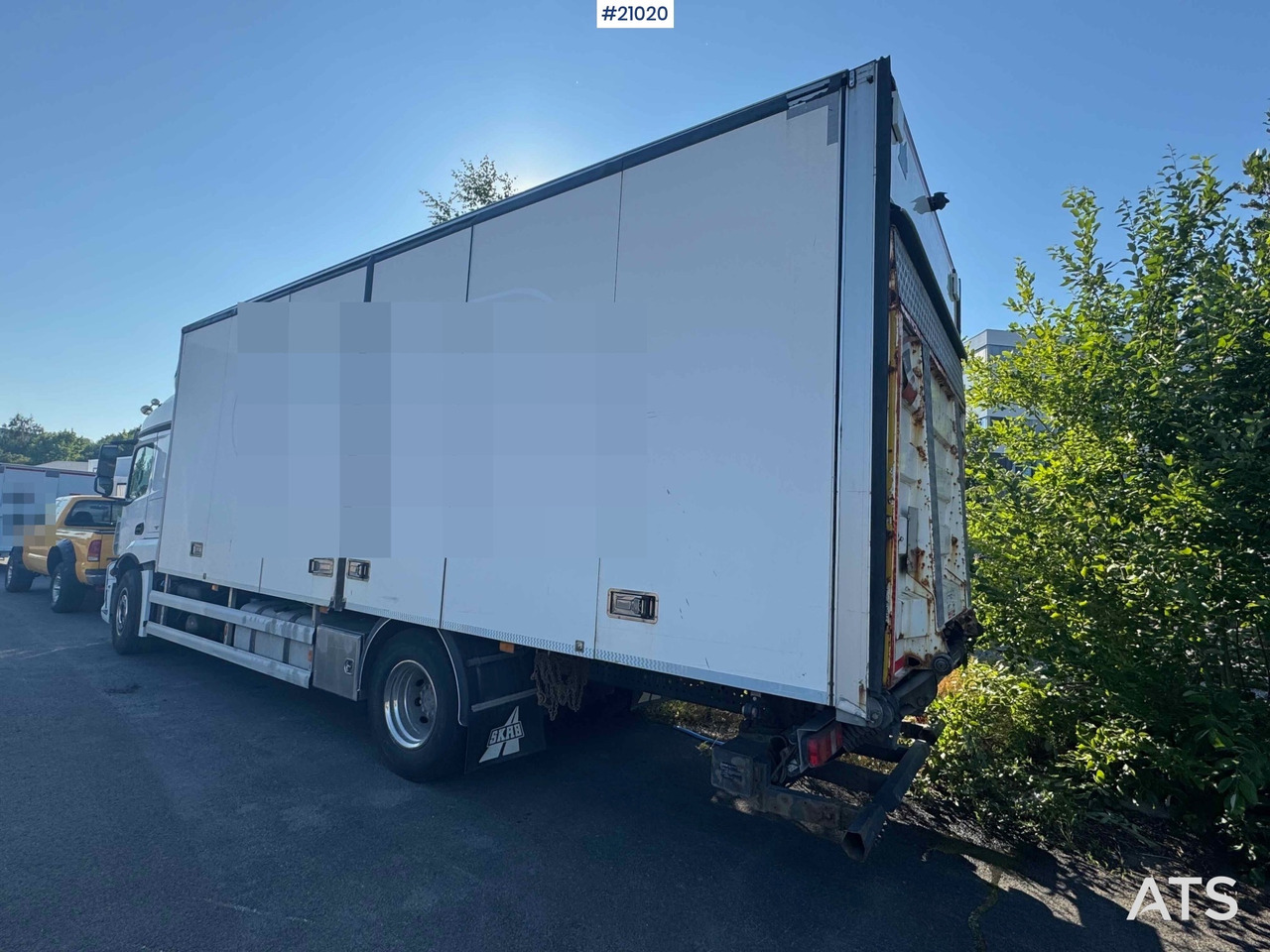 Mercedes Actros - Вантажівка з закритим кузовом: фото 4 Mercedes Actros - Вантажівка з закритим кузовом: фото 4