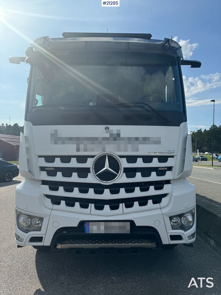 Mercedes Arocs - Самоскид вантажівка: фото 3 Mercedes Arocs - Самоскид вантажівка: фото 3