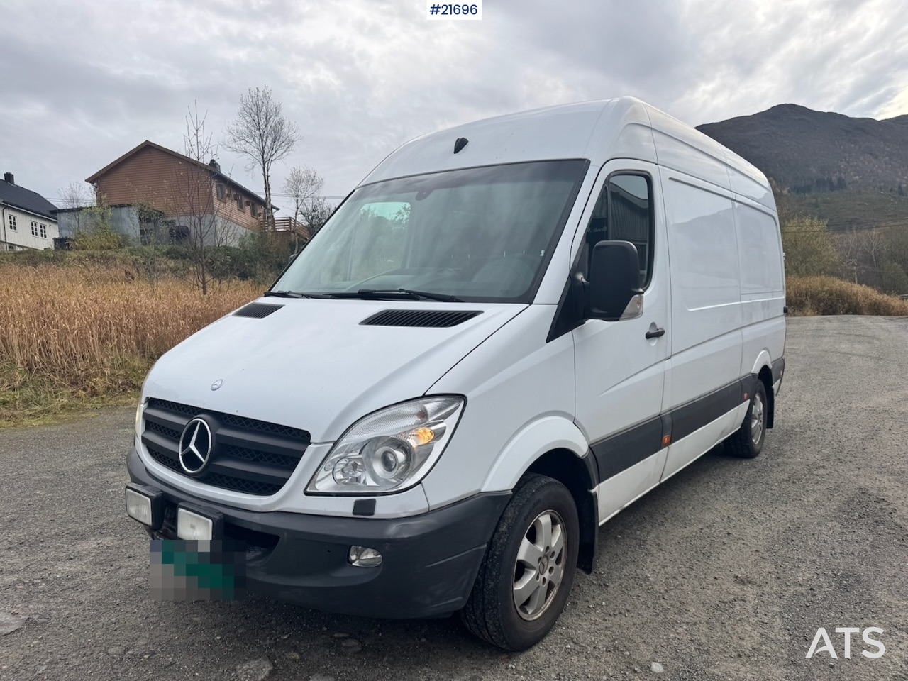 Mercedes SPRINTER - Суцільнометалевий фургон: фото 1 Mercedes SPRINTER - Суцільнометалевий фургон: фото 1