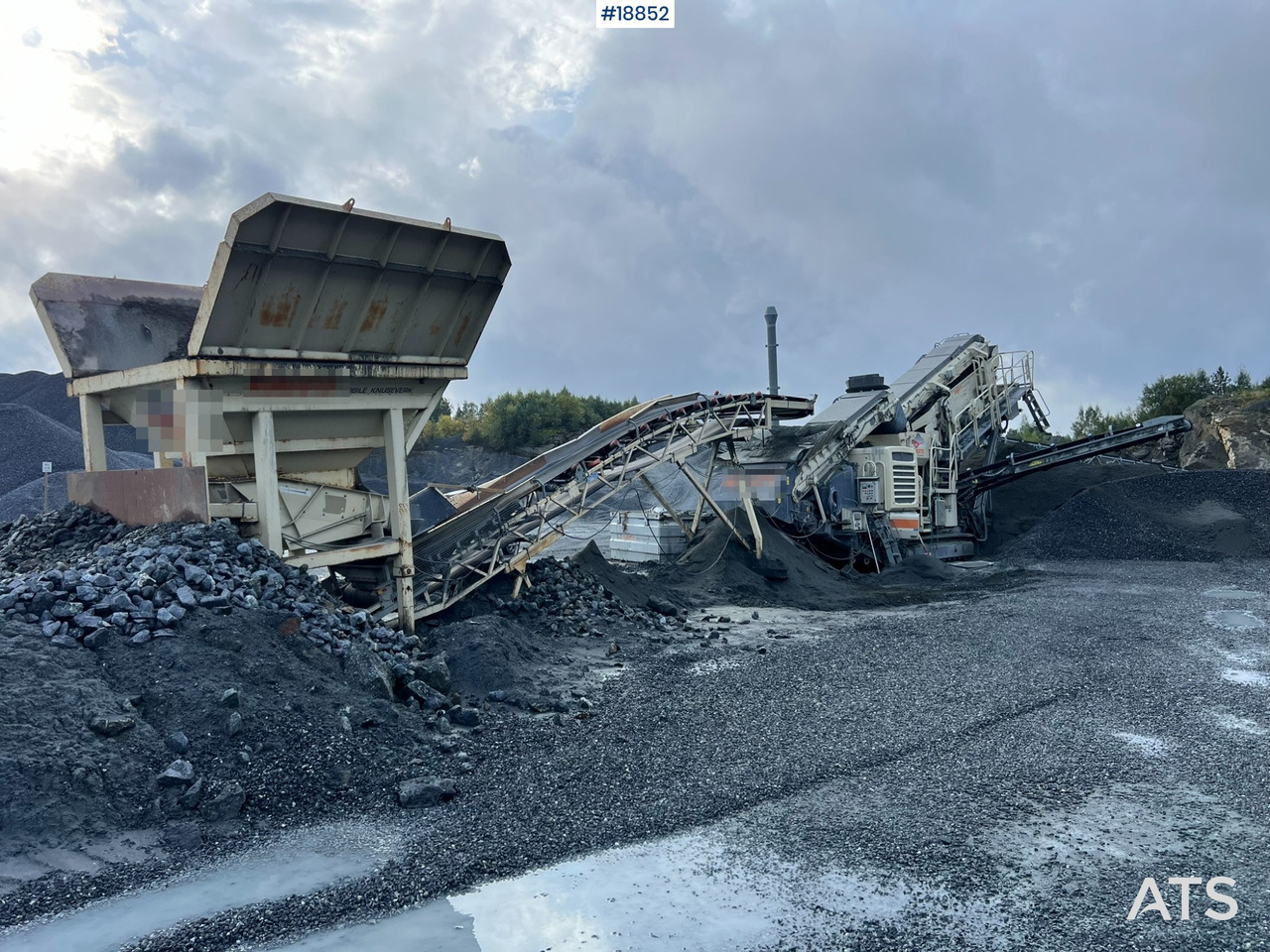 Metso Lokotrack LT220D Finknuser m/ sikt, matekasse og transportbånd - Мобільна дробарка: фото 2 Metso Lokotrack LT220D Finknuser m/ sikt, matekasse og transportbånd - Мобільна дробарка: фото 2