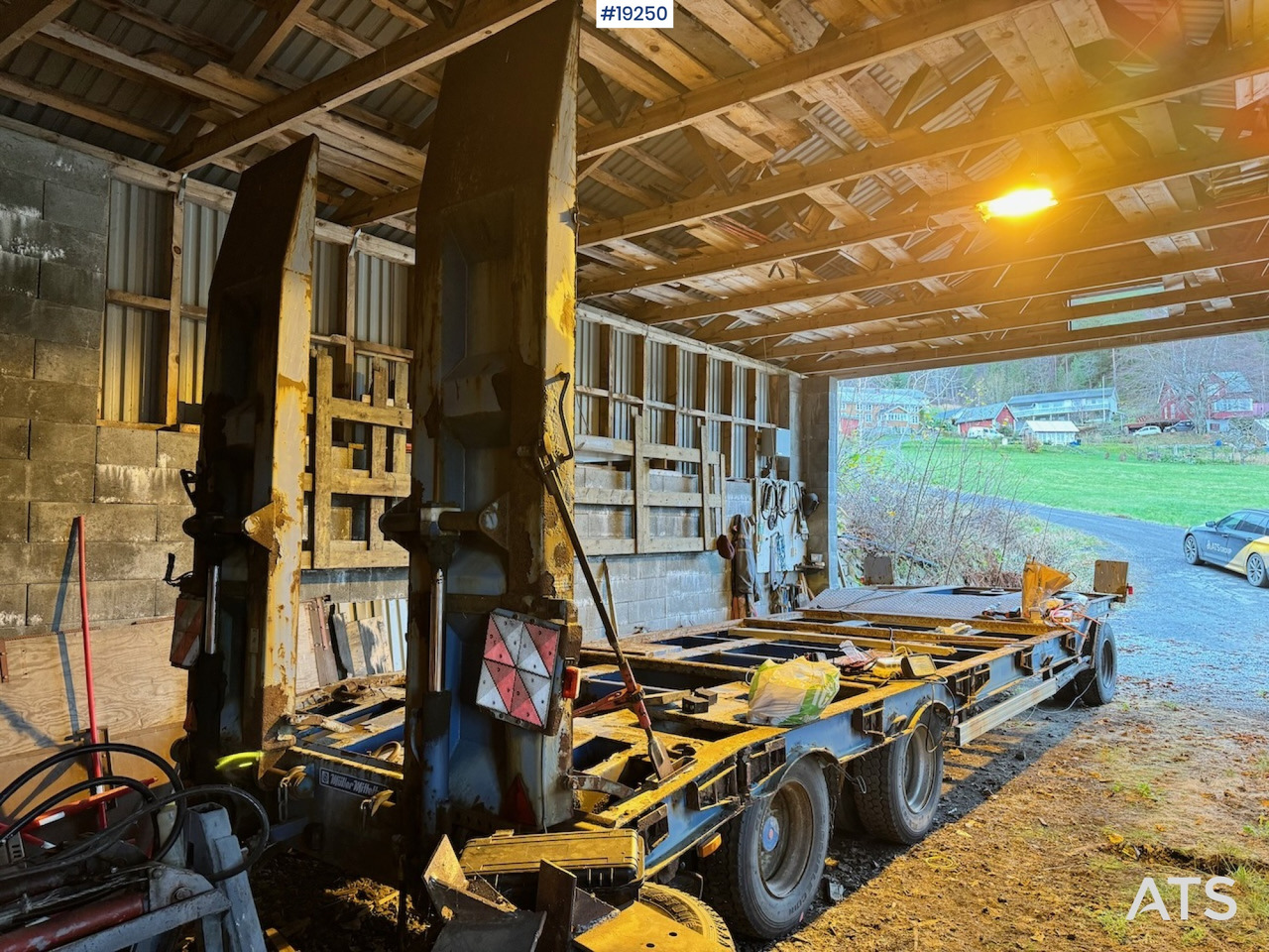 Mueller maskinslep - Низькорамна платформа напівпричіп: фото 1 Mueller maskinslep - Низькорамна платформа напівпричіп: фото 1