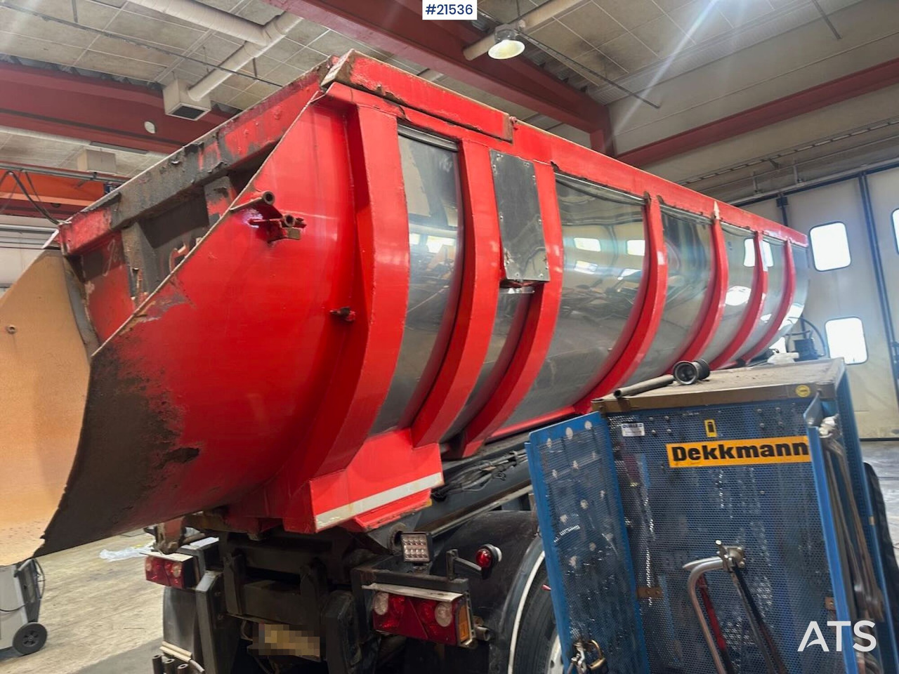 Nor-Slep SE-42 3 akslet tippsemi m/ kapellduk - Самоскид напівпричіп: фото 5 Nor-Slep SE-42 3 akslet tippsemi m/ kapellduk - Самоскид напівпричіп: фото 5