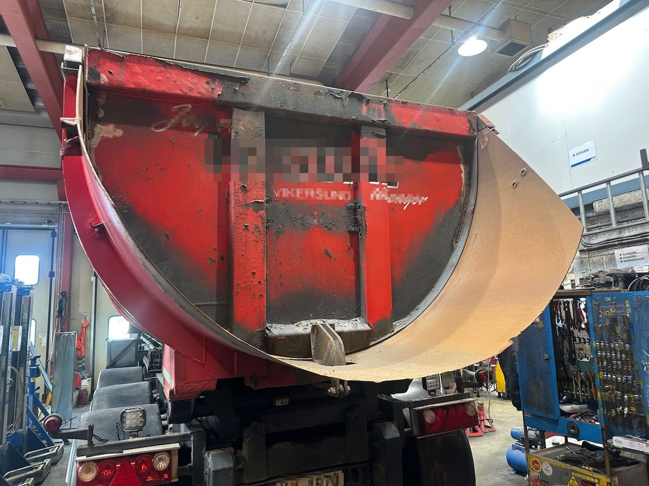 Nor-Slep SE-42 3 akslet tippsemi m/ kapellduk - Самоскид напівпричіп: фото 4 Nor-Slep SE-42 3 akslet tippsemi m/ kapellduk - Самоскид напівпричіп: фото 4