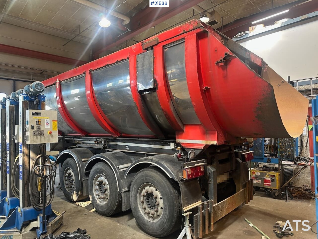 Nor-Slep SE-42 3 akslet tippsemi m/ kapellduk - Самоскид напівпричіп: фото 2 Nor-Slep SE-42 3 akslet tippsemi m/ kapellduk - Самоскид напівпричіп: фото 2