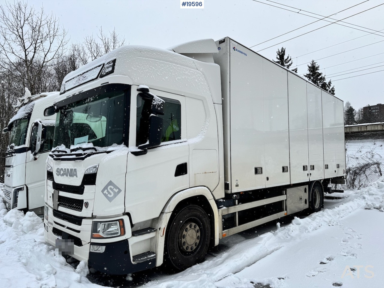 Scania G320 - Вантажівка з закритим кузовом: фото 2 Scania G320 - Вантажівка з закритим кузовом: фото 2