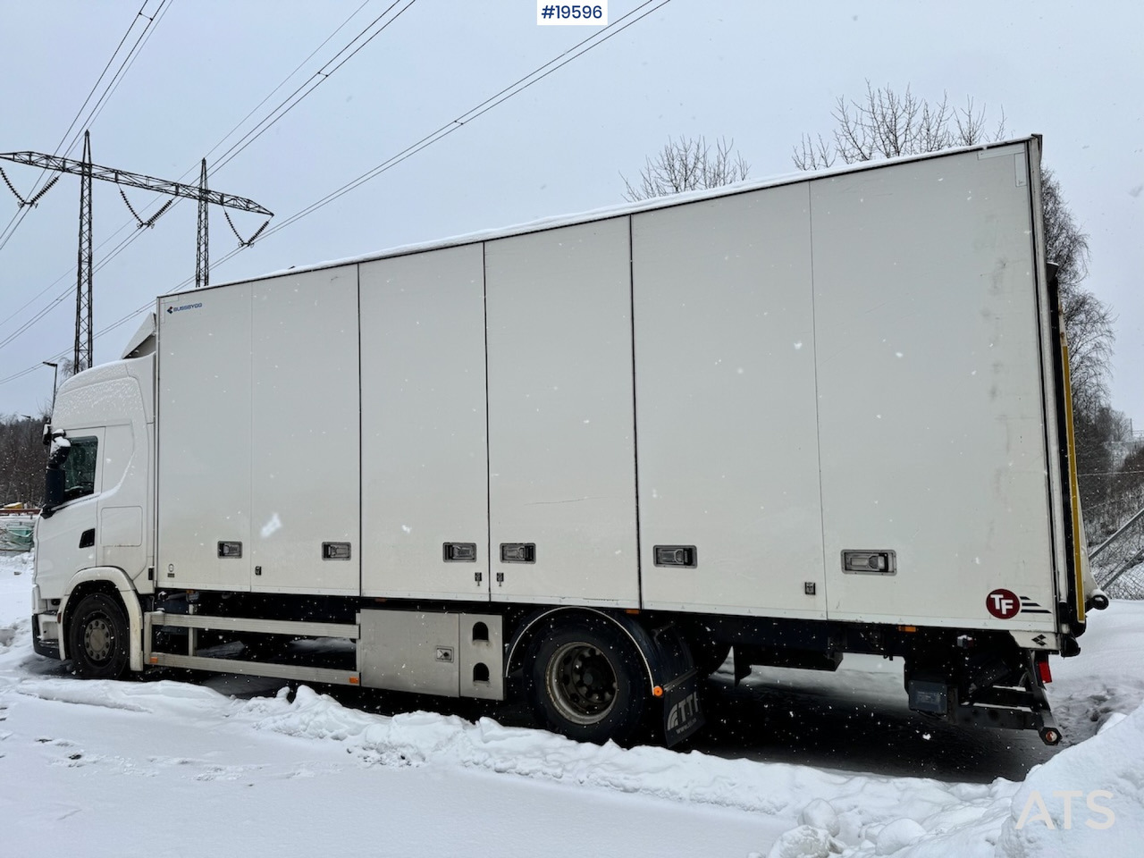 Scania G320 - Вантажівка з закритим кузовом: фото 4 Scania G320 - Вантажівка з закритим кузовом: фото 4