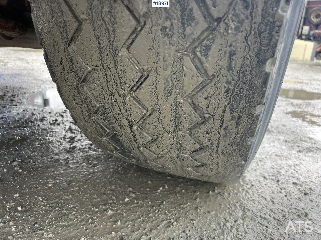 Вантажівка шасі Scania R164: фото 15