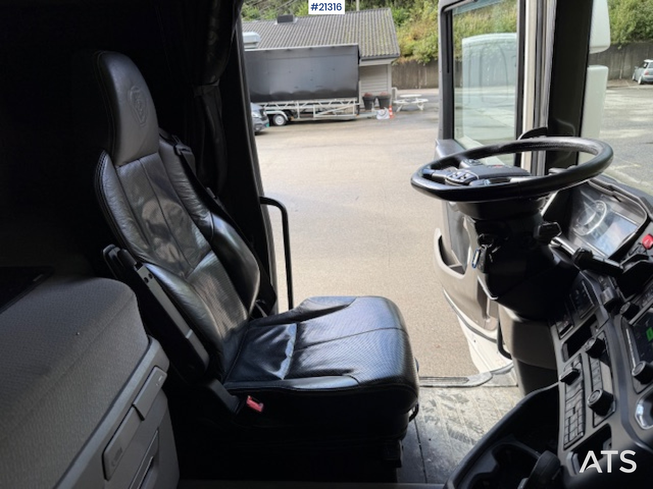 Scania R520 - Вантажівка з закритим кузовом: фото 5 Scania R520 - Вантажівка з закритим кузовом: фото 5