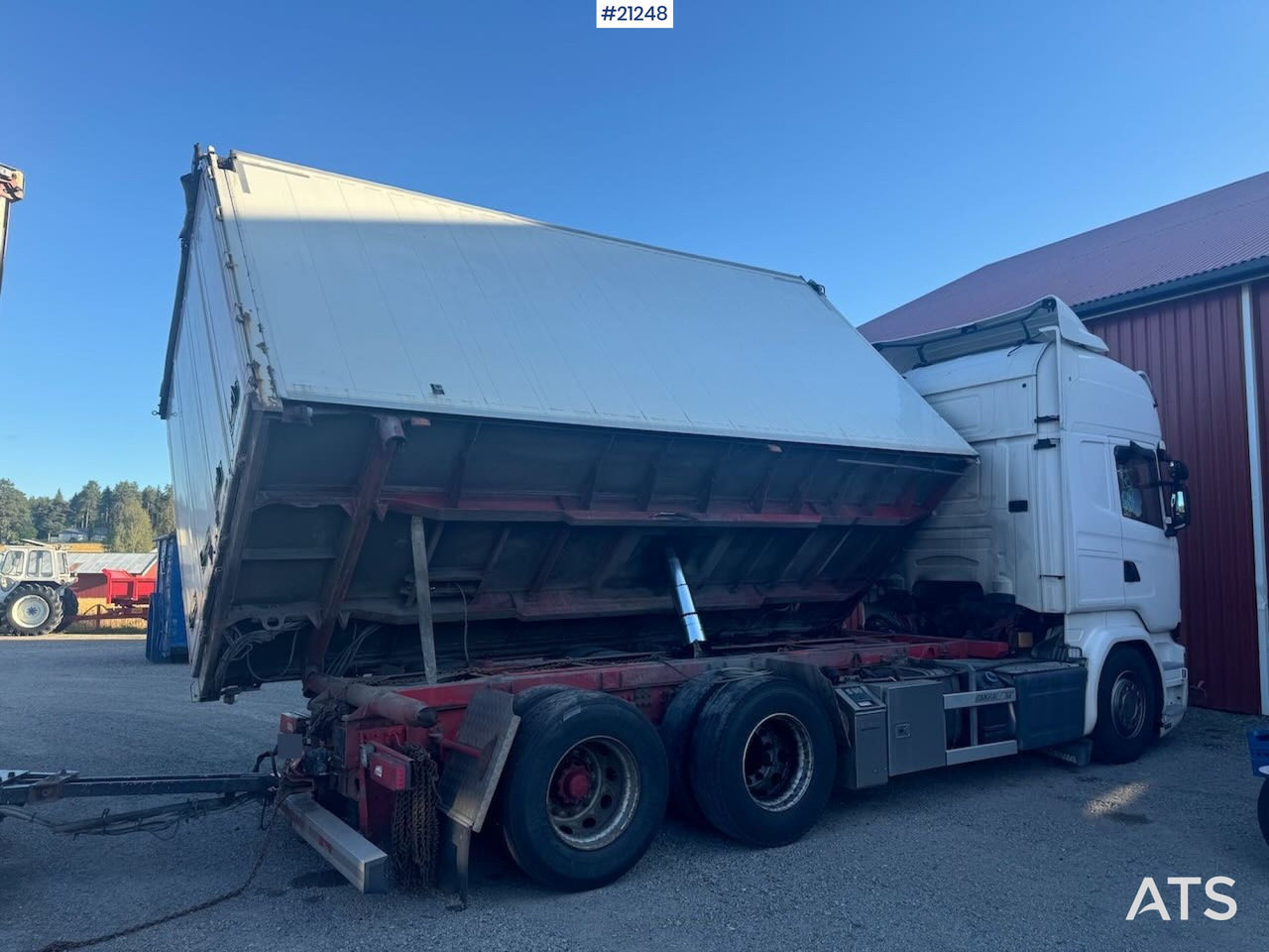 Scania R580 - Вантажівка з закритим кузовом: фото 2 Scania R580 - Вантажівка з закритим кузовом: фото 2