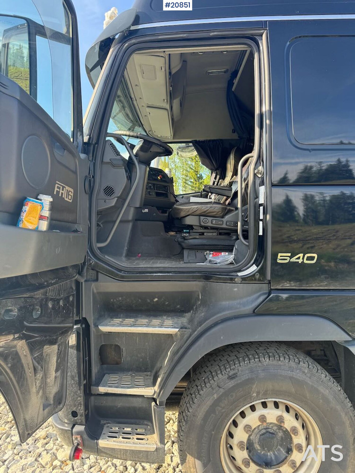 Самоскид вантажівка Volvo FH 540: фото 35