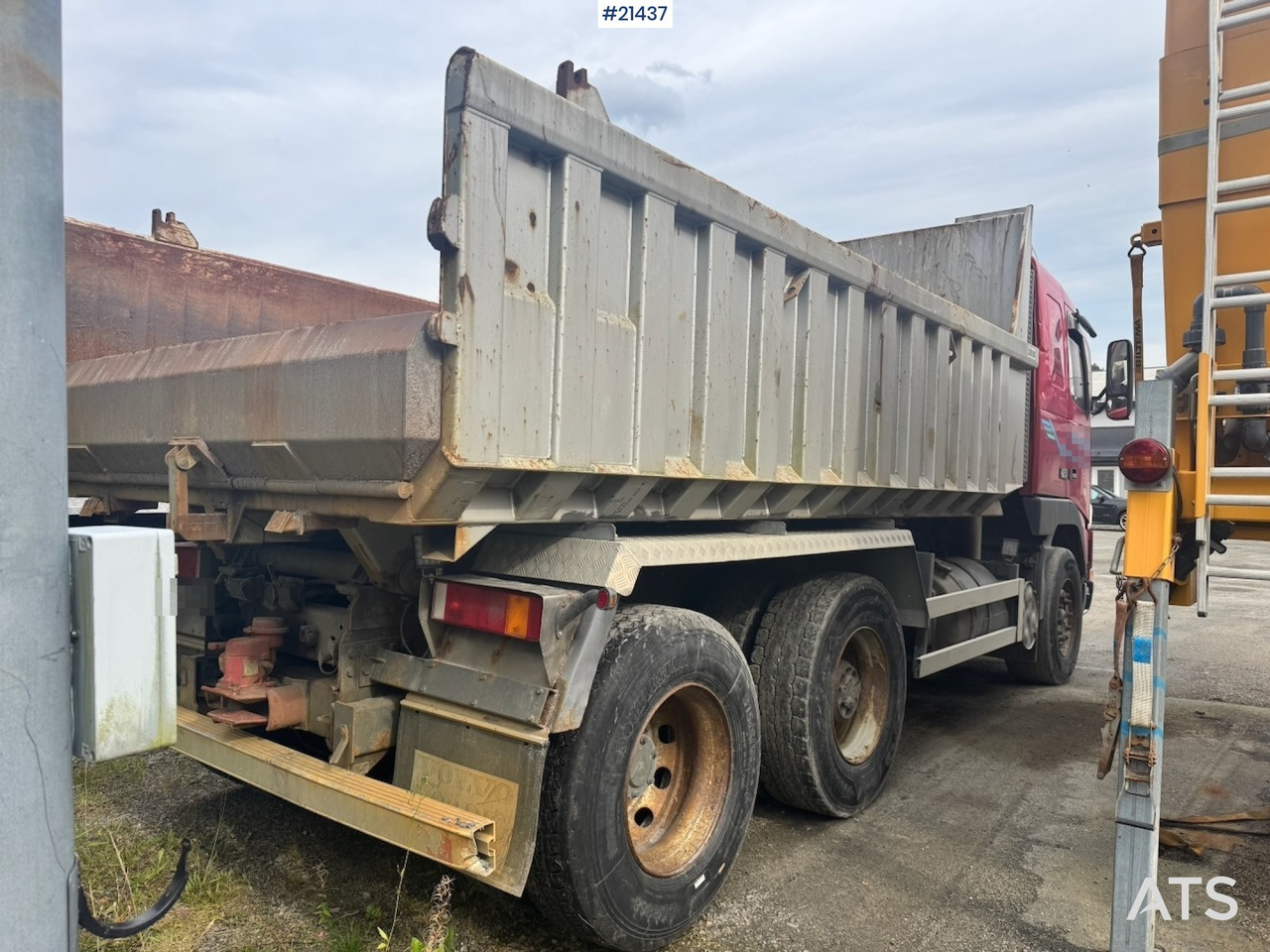 Volvo FH12 420 - Самоскид вантажівка: фото 5 Volvo FH12 420 - Самоскид вантажівка: фото 5