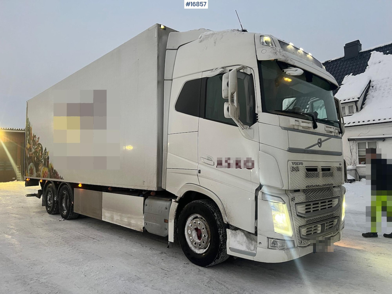 Volvo FH540 - Вантажівка з закритим кузовом: фото 1 Volvo FH540 - Вантажівка з закритим кузовом: фото 1