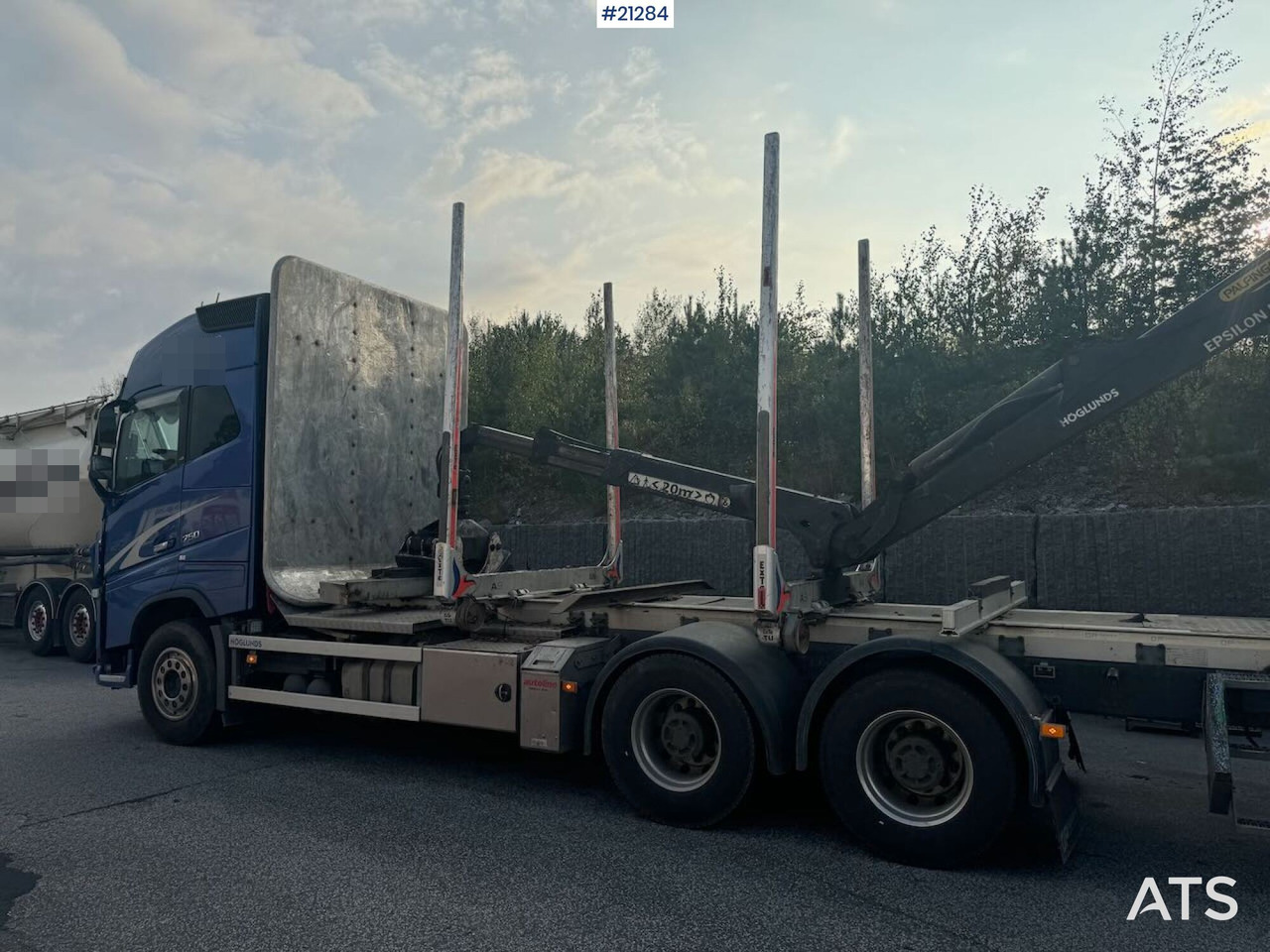 Volvo FH750 - Лісовоз, Вантажівка з маніпулятором: фото 2 Volvo FH750 - Лісовоз, Вантажівка з маніпулятором: фото 2